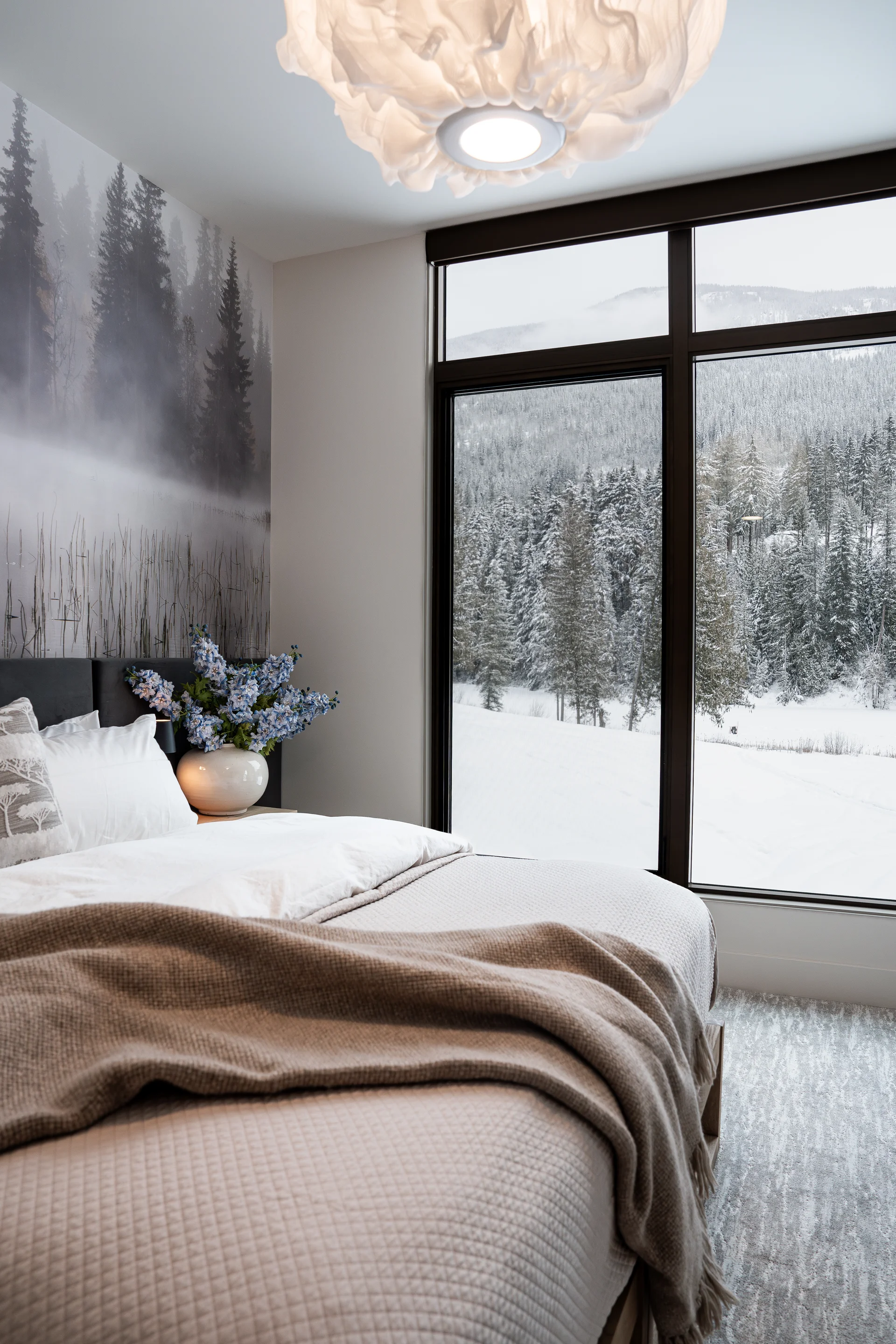 Lake Suite bed and view
