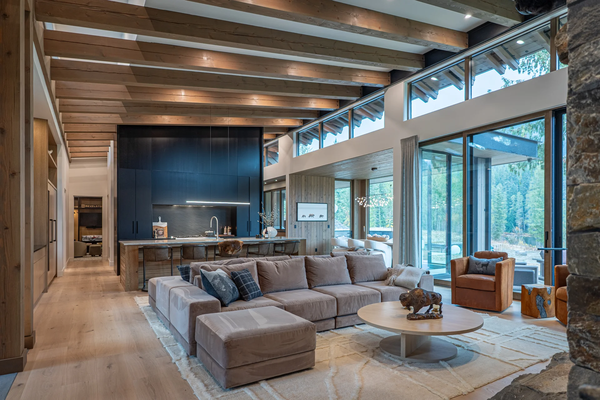 Mountain Lake - communal-areas, communal-areas-great-room, great-room, kitchen