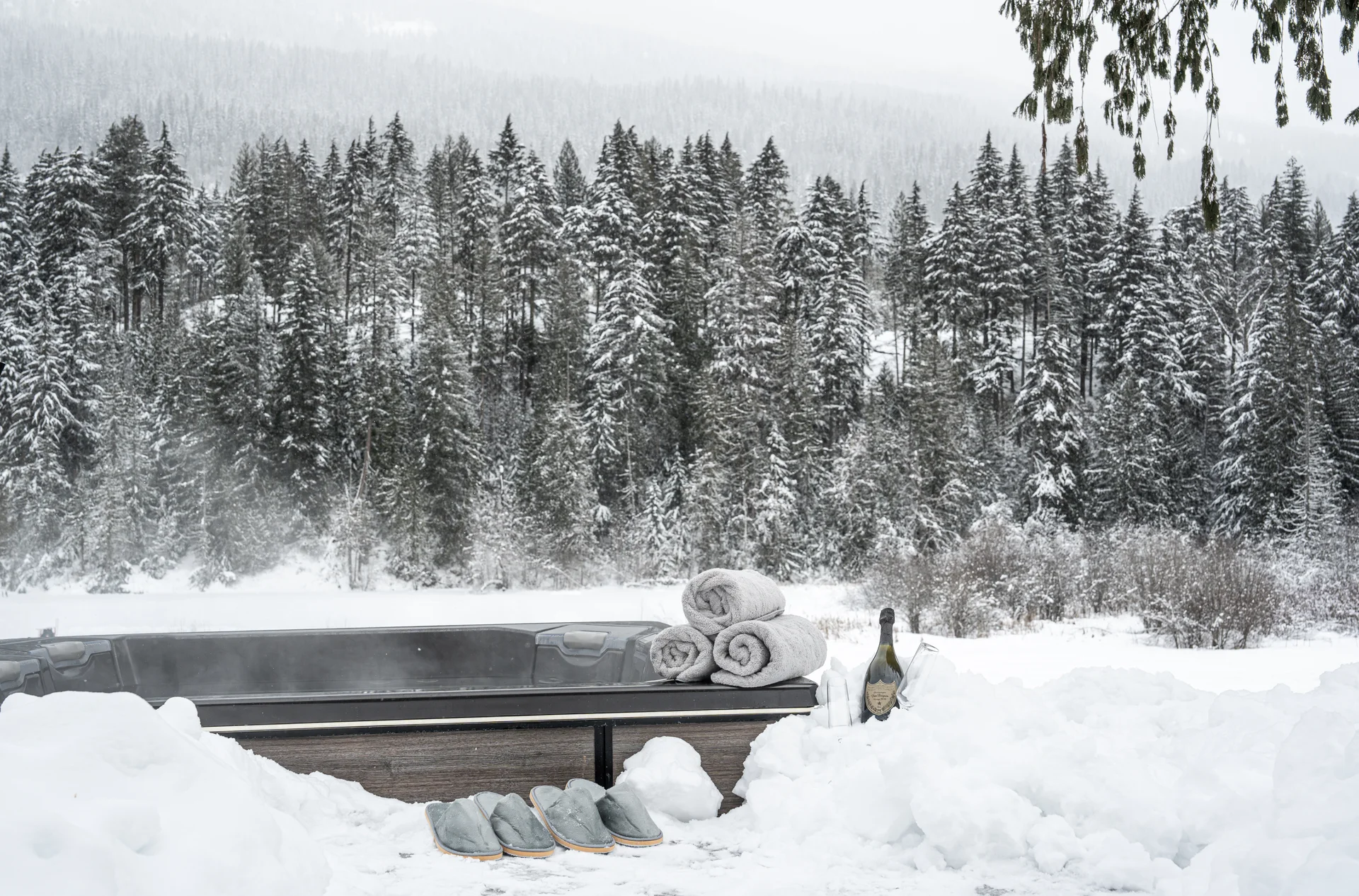 Outdoor Hot Tub